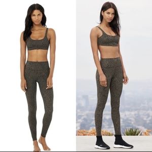 Alo vapor high waisted leopard leggings, olive branch color